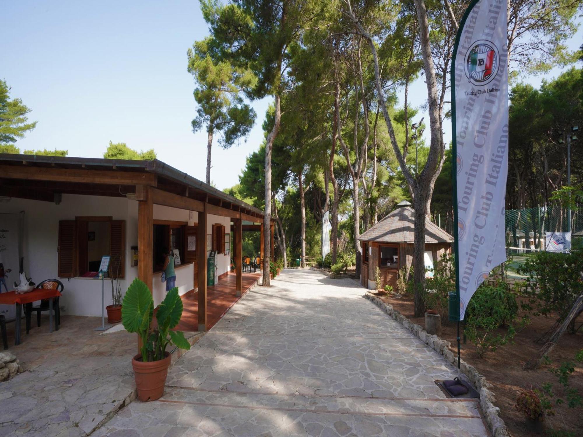 מלון סאן דומינו Touring Club Italiano - Isole Tremiti מראה חיצוני תמונה